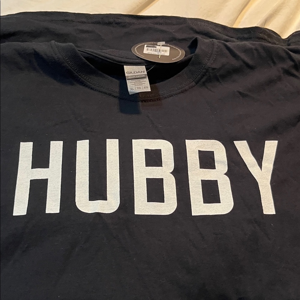 Men's T-Shirt in black with Hubby printed on it